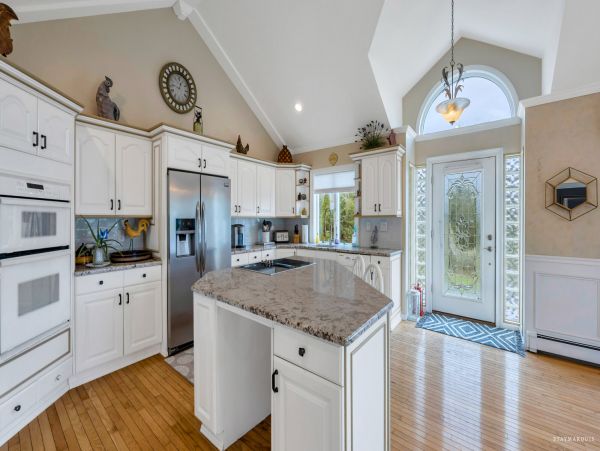 Luxury Escape: Hampton Bays Island Vacation Rental