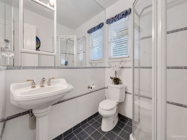 Luxury Escape: Hampton Bays Island Vacation Rental