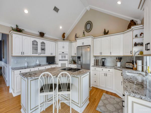 Luxury Escape: Hampton Bays Island Vacation Rental