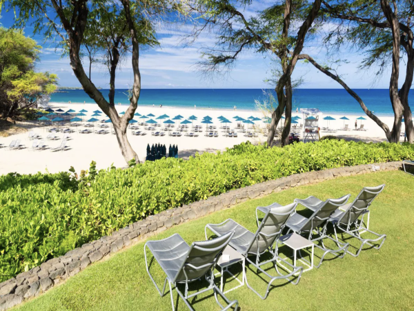One of the Areas Most Exclusive Villas Steps to Beach