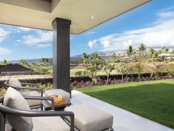 One of the Areas Most Exclusive Villas Steps to Beach