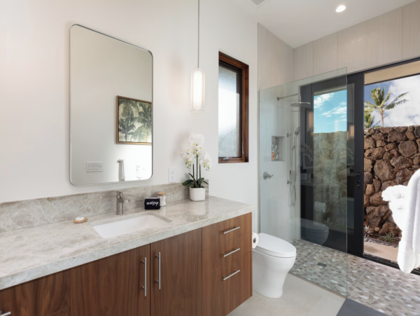 One of the Areas Most Exclusive Villas Steps to Beach