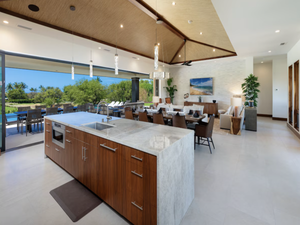 One of the Areas Most Exclusive Villas Steps to Beach