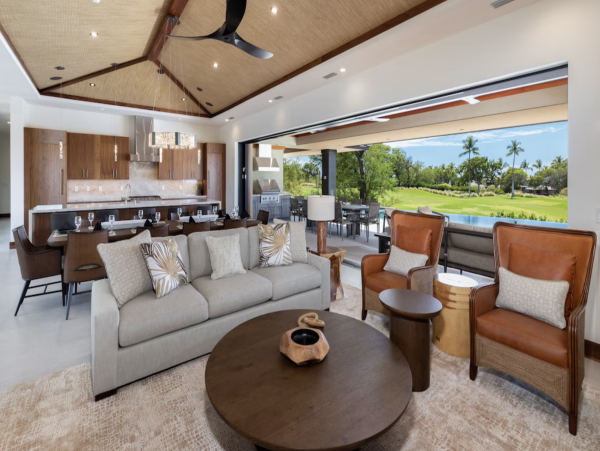 One of the Areas Most Exclusive Villas Steps to Beach