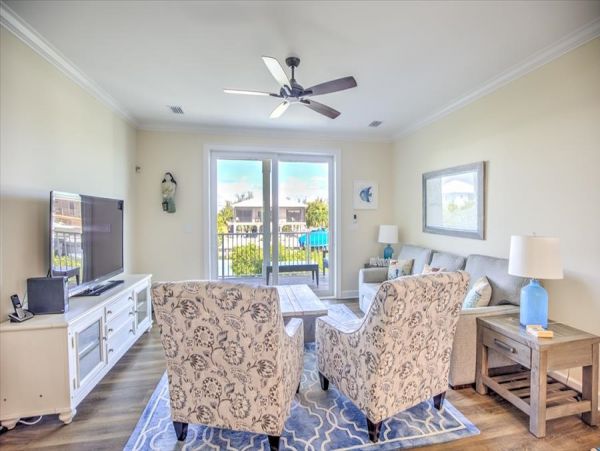 Stunning Sombrero Beach Townhome Canal Front with Pool
