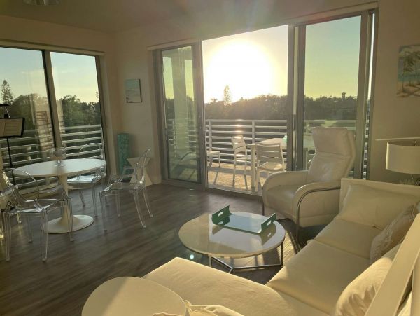 Spacious Sarasota Vacation Rental: Terrace Oasis