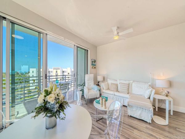 Spacious Sarasota Vacation Rental: Terrace Oasis