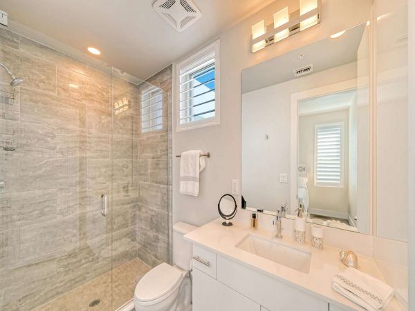 Spacious Sarasota Vacation Rental: Terrace Oasis