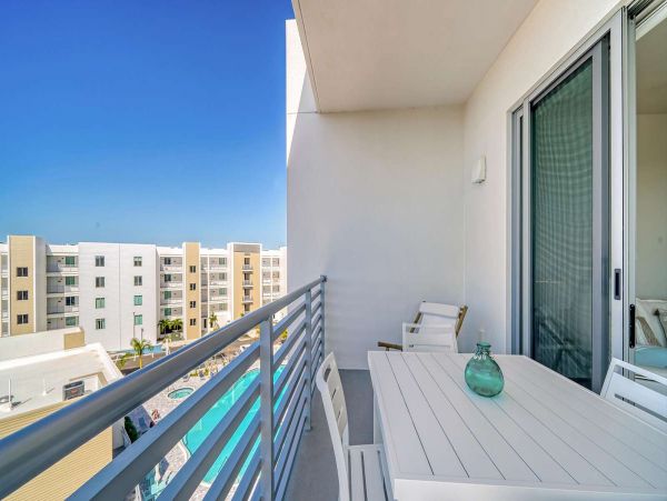Spacious Sarasota Vacation Rental: Terrace Oasis