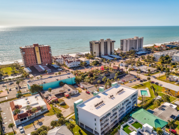 Walk to Beach Madeira Beach Vacation Condo Sleeps 8 Guests