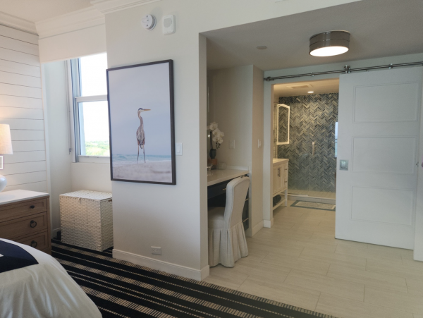 Direct Beach Front Luxury Longboat Key Vacation Condo