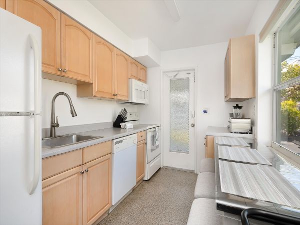 Cozy Pompano Beach Vacation Condo Close to Beach