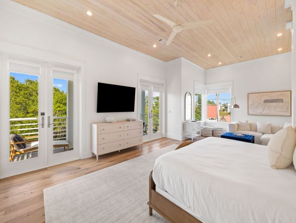 Walk to Beach Vacation Home 8 Bedroom in Santa Rosa Beach