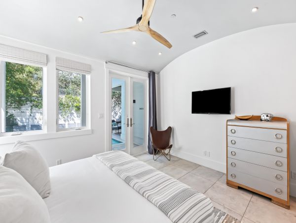 Walk to Beach Vacation Home Sleeps 26 Guests in Santa Rosa Beach
