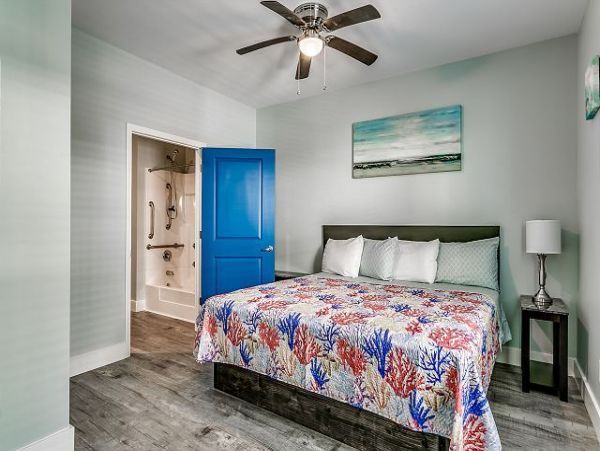 North Myrtle Beach Gorgeous 2 Adjoining Homes 14 Bdr Sleeps 50 Guests