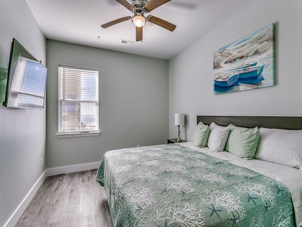 North Myrtle Beach Gorgeous 2 Adjoining Homes 14 Bdr Sleeps 50 Guests