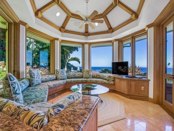 Hawaii Luxury Vacation Rental - Kohala Coast Oceanfront Home