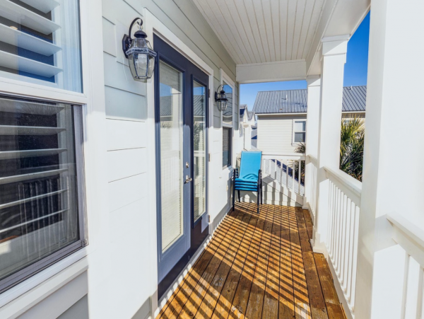 Spacious Home in Miramar Beach with 4 Bedrooms