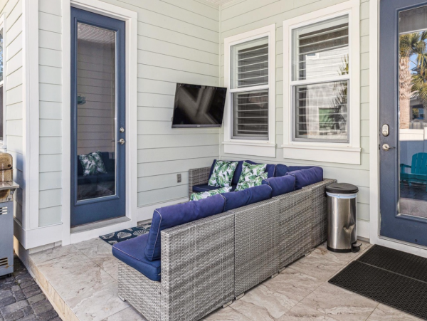 Spacious Home in Miramar Beach with 4 Bedrooms