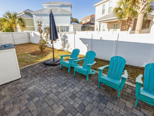 Spacious Home in Miramar Beach with 4 Bedrooms