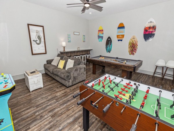 Spacious Home in Miramar Beach with 4 Bedrooms