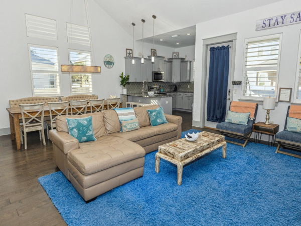 Spacious Home in Miramar Beach with 4 Bedrooms
