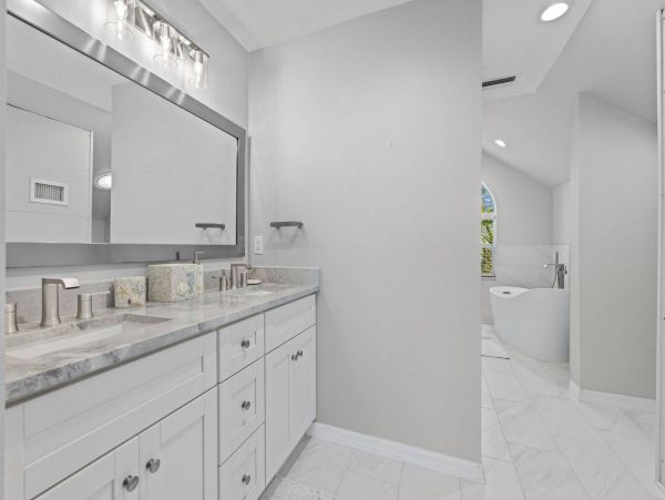 Sanibel Island Three Bedroom Vacation Home
