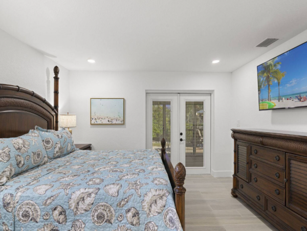 Ground-Level Beautiful Home in Sanibel