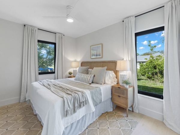 Tastefully Re-Designed 4-Bdm Home with Private Pool in Sanibel Island