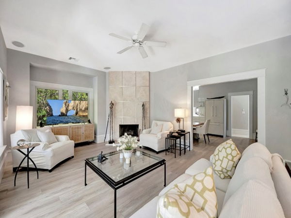 Charming 4 Bedroom Property in the Heart of Old Naples - Comfort and Style