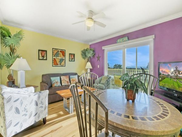 Cozy Condo with 1 Bedroom and Great Views