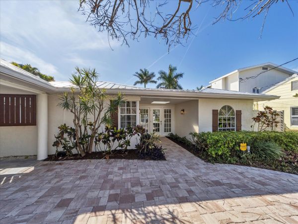 St. Armands Circle Vacation Rental - Lido Key Waterfront Retreat