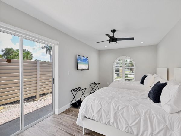 St. Armands Circle Vacation Rental - Lido Key Waterfront Retreat
