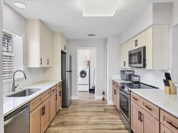 St. Armands Circle Vacation Rental - Lido Key Waterfront Retreat