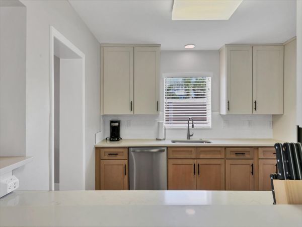 St. Armands Circle Vacation Rental - Lido Key Waterfront Retreat