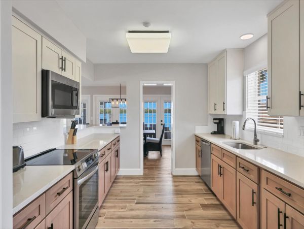 St. Armands Circle Vacation Rental - Lido Key Waterfront Retreat