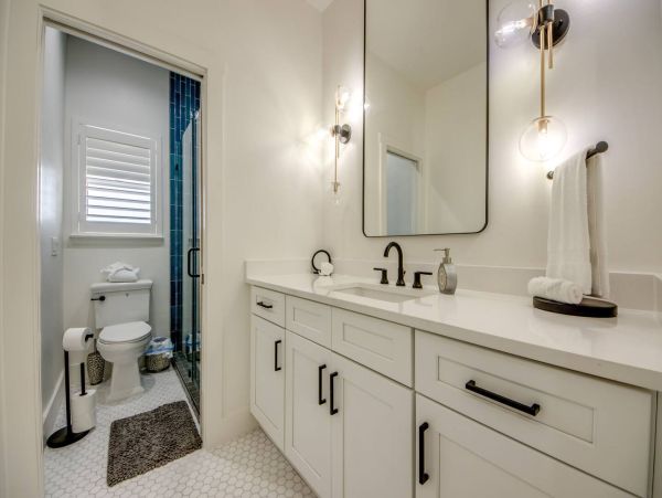 Bayfront Vacation Rental with 6 Bedrooms in Fort Myers