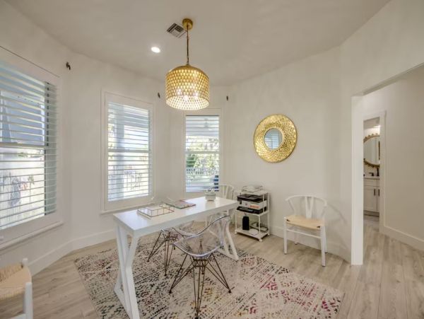 Bayfront Vacation Rental with 6 Bedrooms in Fort Myers