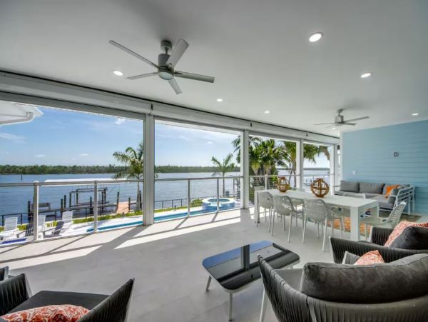 Bayfront Vacation Rental with 6 Bedrooms in Fort Myers