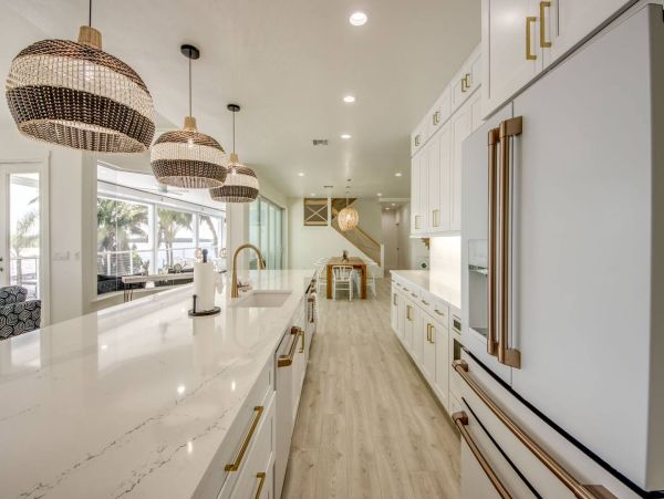 Bayfront Vacation Rental with 6 Bedrooms in Fort Myers