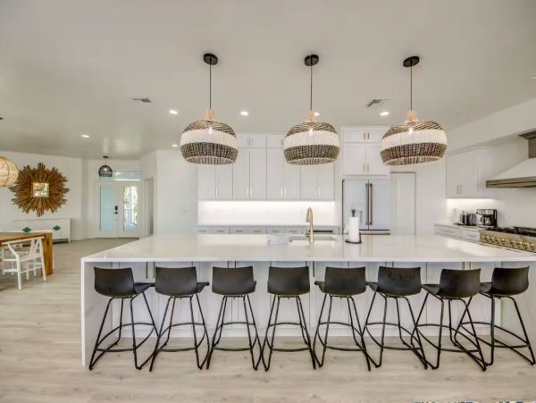 Bayfront Vacation Rental with 6 Bedrooms in Fort Myers