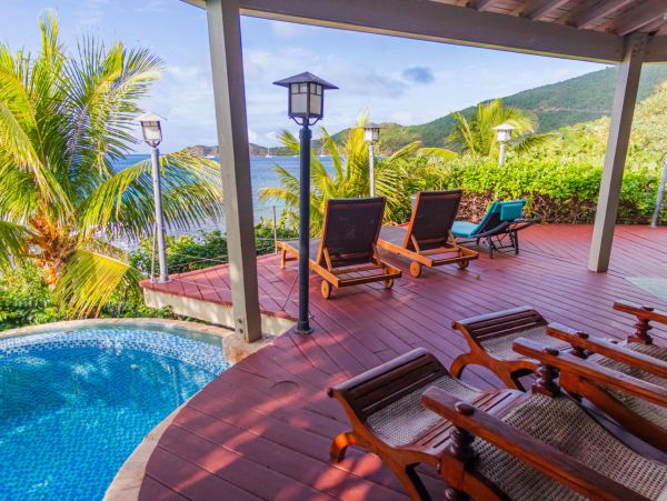 Beachfront Two Bedroom Villa on the Western Shore of Virgin Gorda
