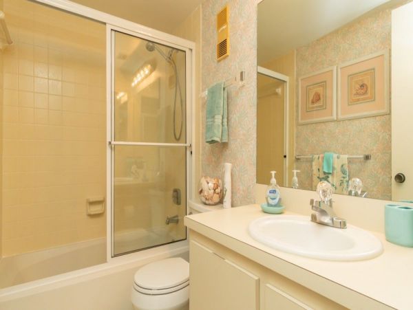 Lovely Marco Island Two Bedroom Vacation Condo