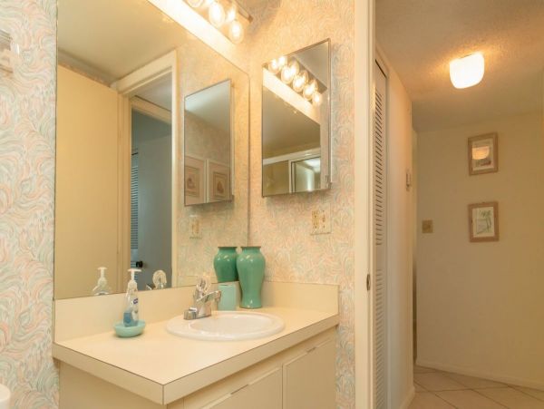 Lovely Marco Island Two Bedroom Vacation Condo
