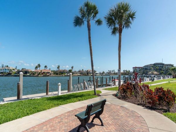 Lovely Marco Island Two Bedroom Vacation Condo