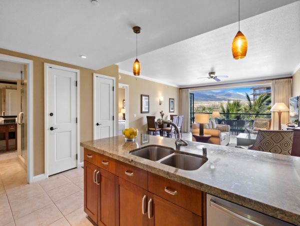 Five Bedroom Maui Oceanfront Luxury
