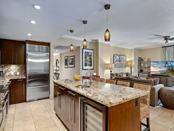 Five Bedroom Maui Oceanfront Luxury