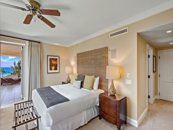 Five Bedroom Maui Oceanfront Luxury