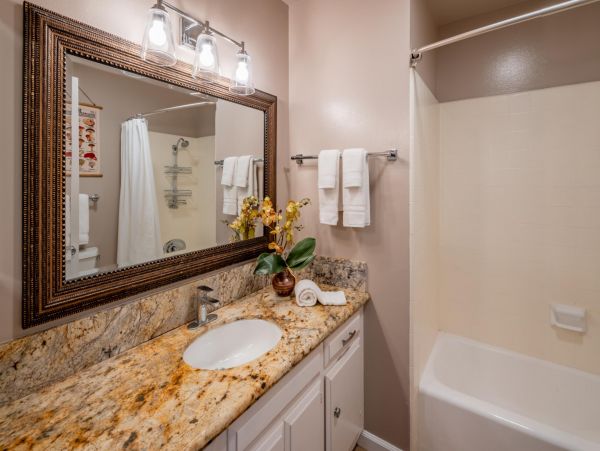 Oceanfront Vacation Condo 2 Bedroom in Santa Barbara