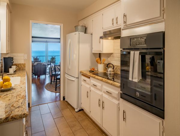 Oceanfront Vacation Condo 2 Bedroom in Santa Barbara